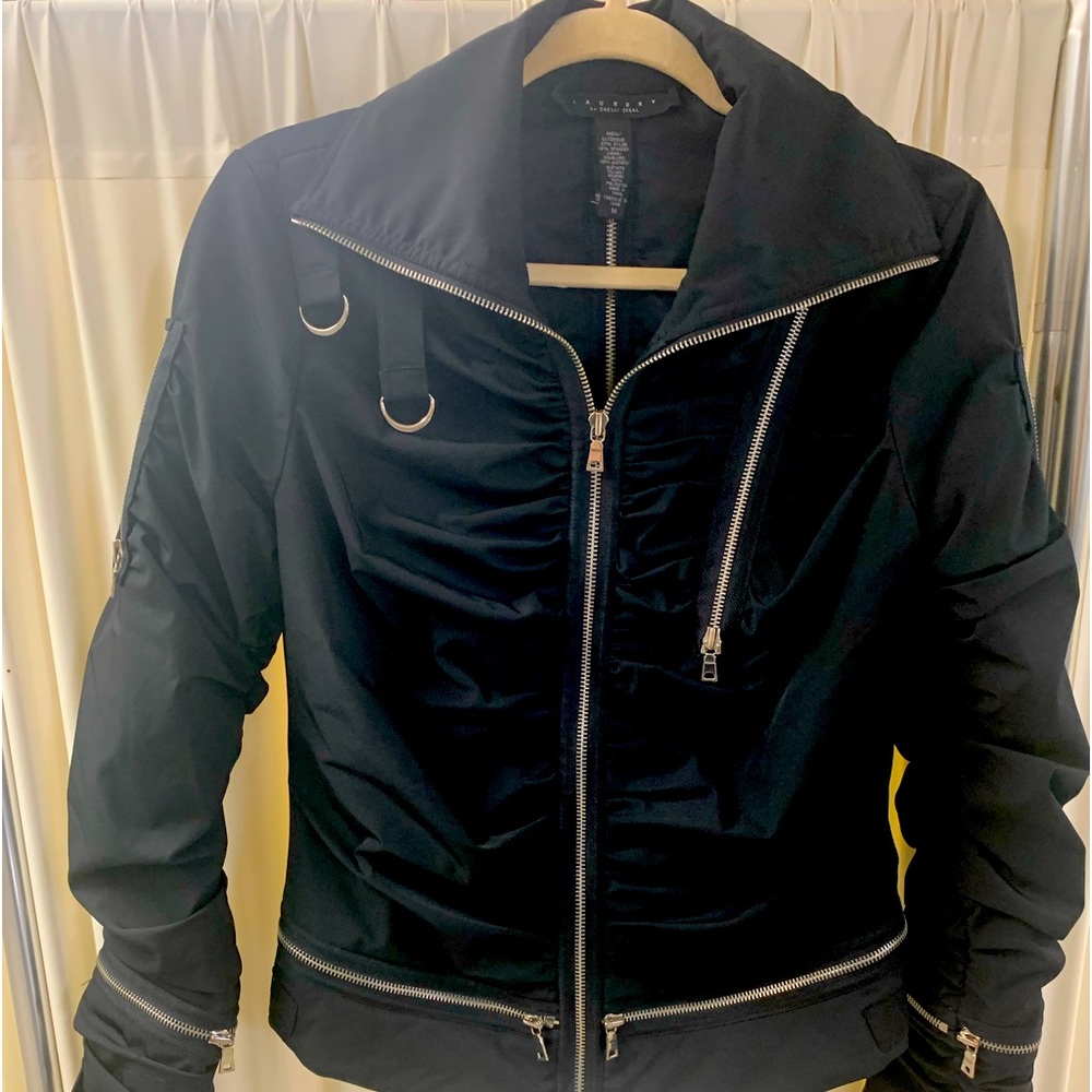 Laundry by Shelli Segal black nylon zipper jacket.  SIZE MEDIUM